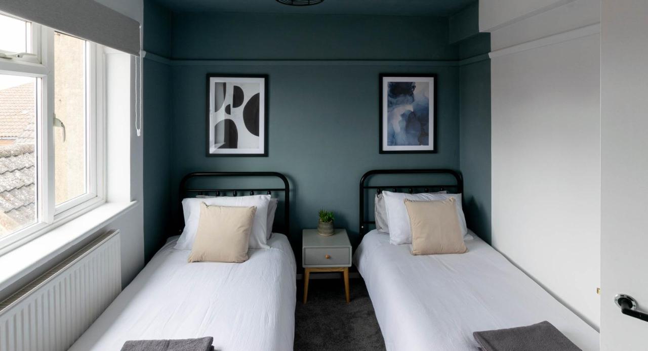 The Penthouse Villa Cromer Bagian luar foto