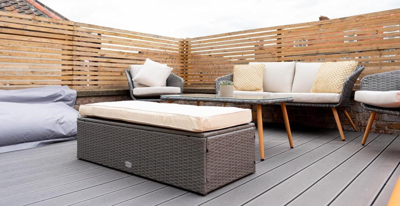 The Penthouse Villa Cromer Bagian luar foto